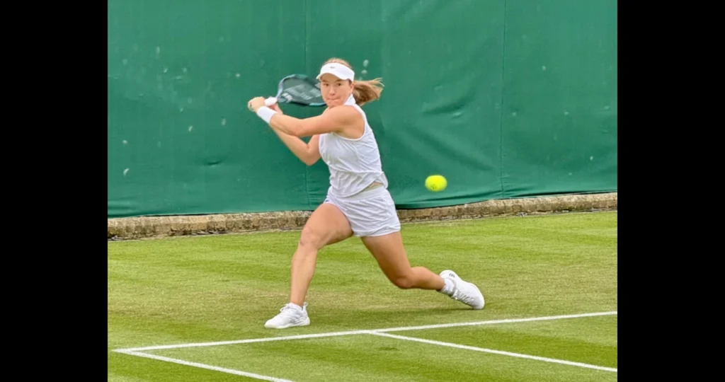 Lulu Sun Tennis: The Rise of a Global Star1 Lulu Sun Tennis: The Rise of a Global Star1
