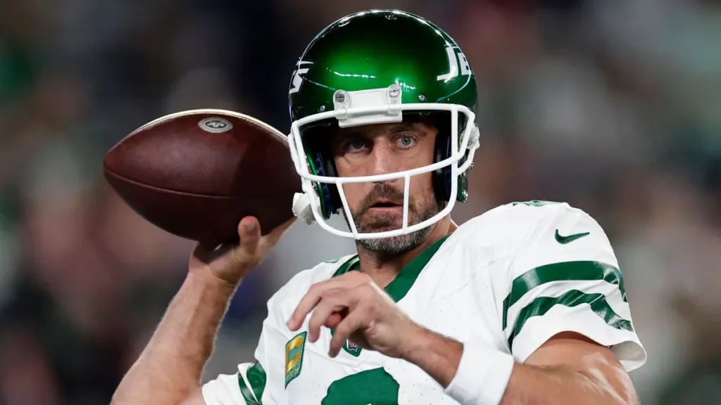 Aaron Rodgers and the New York Jets: A Complex Chapter in NFL History1 Aaron Rodgers and the New York Jets: A Complex Chapter in NFL History1